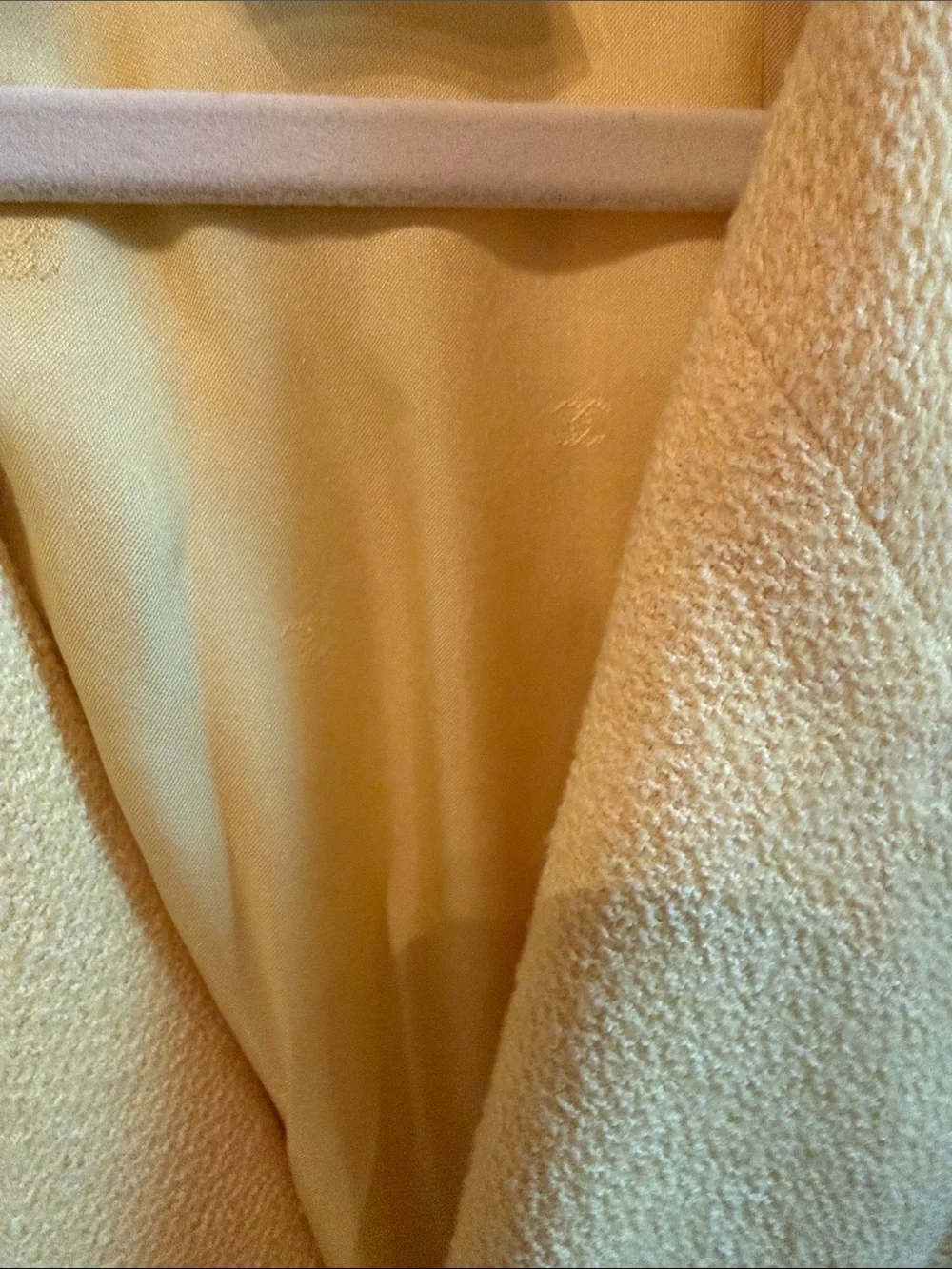 CHANEL Boutique Pale Yellow Boucle Tweed Blazer